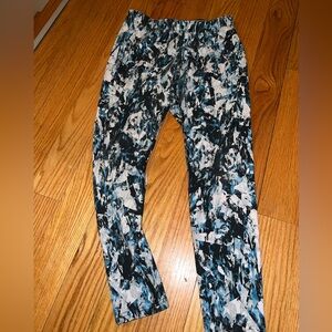 Blue pattern Nike leggings